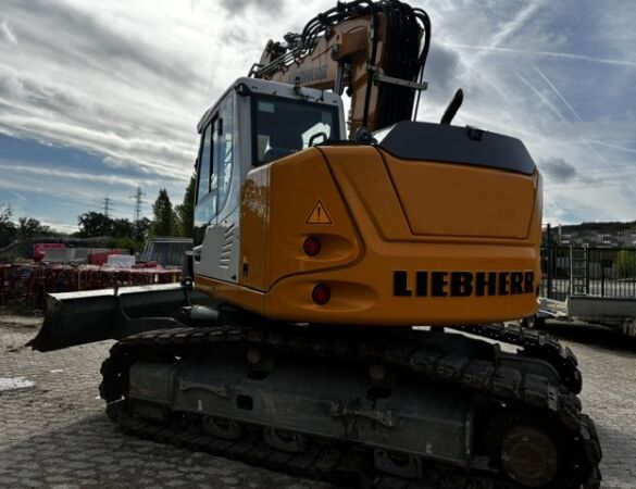 LIEBHERR R 914 COMPACT S d'occasion