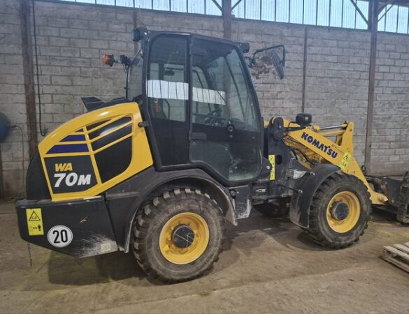 KOMATSU WA 70M-8E0 d'occasion