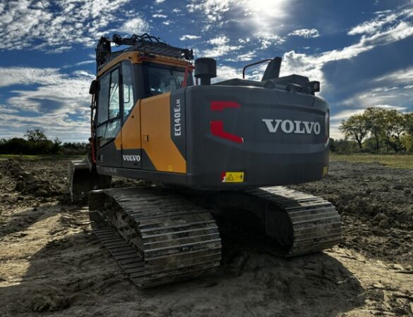 VOLVO EC 140ELM d'occasion