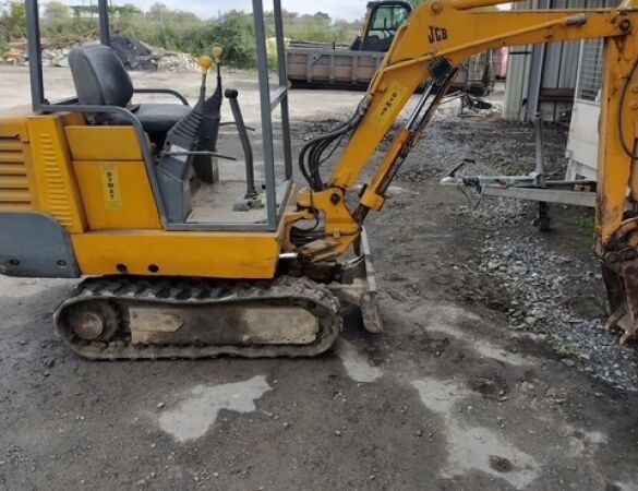 JCB 8015 d'occasion