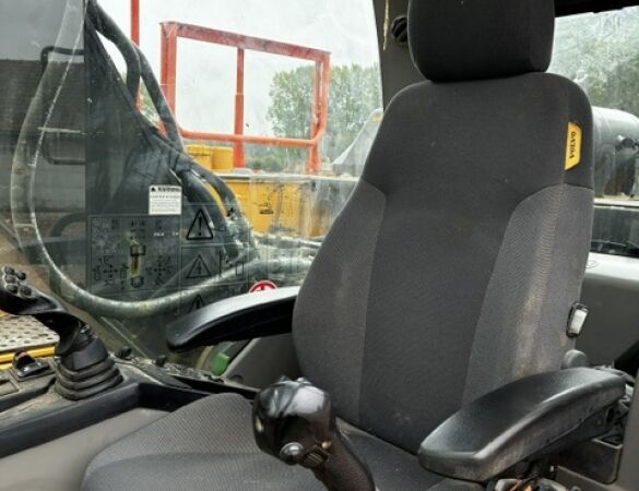 VOLVO EC 220EL d'occasion