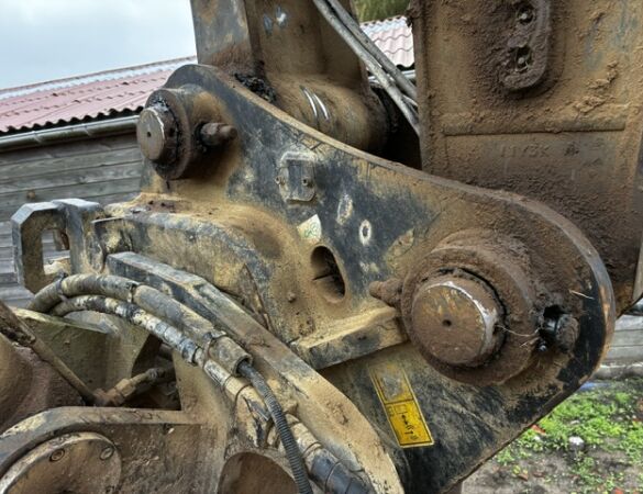 VOLVO EC 220EL d'occasion