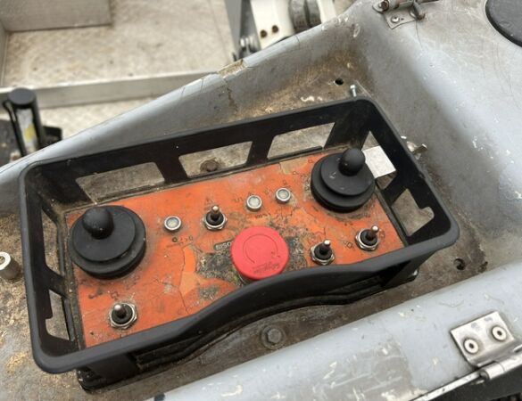 NISSAN PALFINGER 16 M d'occasion