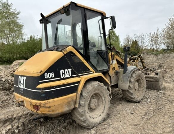 CATERPILLAR 906 d'occasion