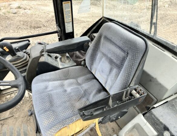 CATERPILLAR 906 d'occasion